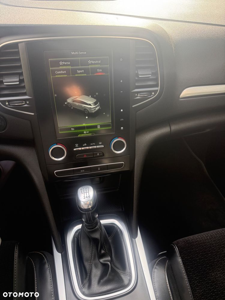 Renault Megane ENERGY dCi 130 GT LINE - 10