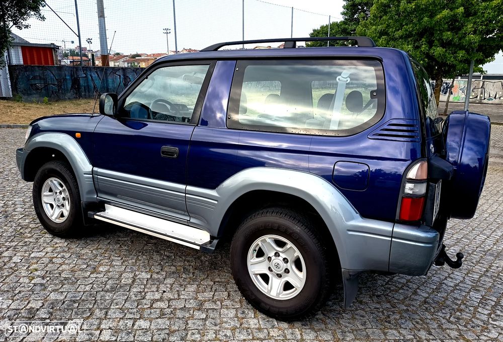 Toyota Land Cruiser 3.0 TD - 4