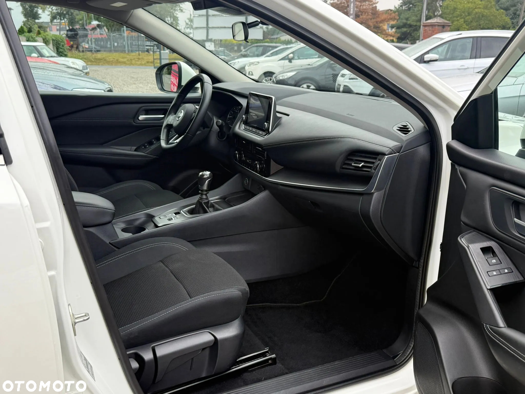 Nissan Qashqai 1.3 DIG-T MHEV Tekna - 10