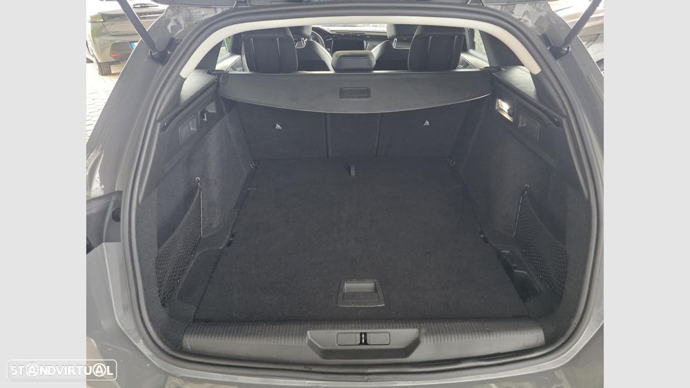 Peugeot 308 1.5 BlueHDi Allure EAT8 — fotografia 7
