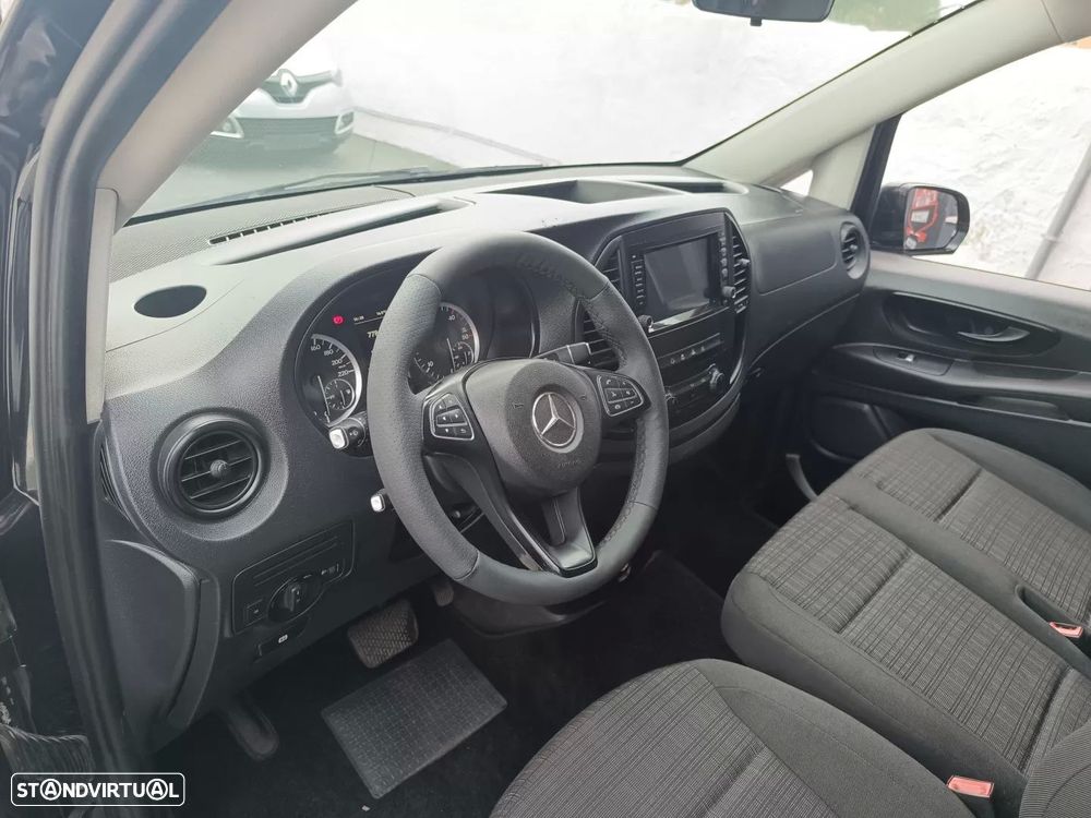 Mercedes-Benz Vito Tourer (BlueTEC) Longa Aut. PRO - 11