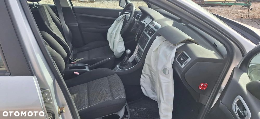 PEUGEOT 307 LIFT SW lampa prawy tył - 6