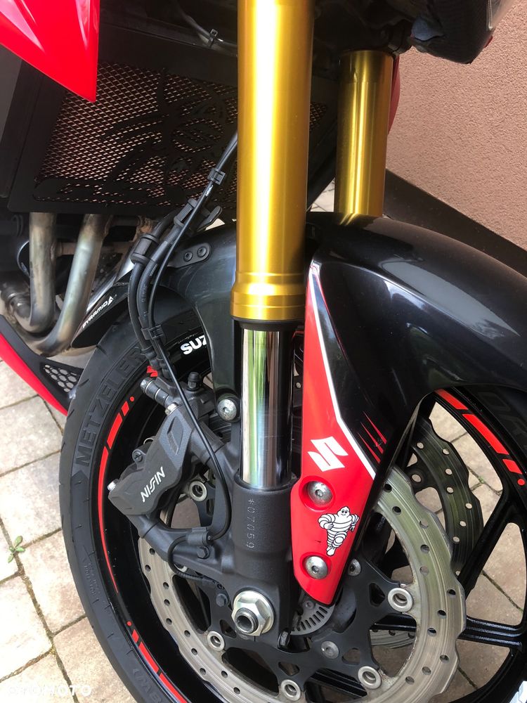 Suzuki GSX - 15