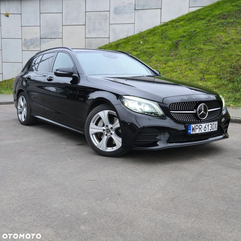 Mercedes-Benz Klasa C 300 de 9G-TRONIC Night Edition - 1