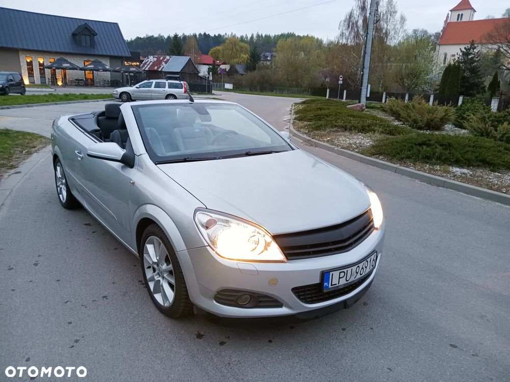 Opel Astra 1.8 Cosmo - 1