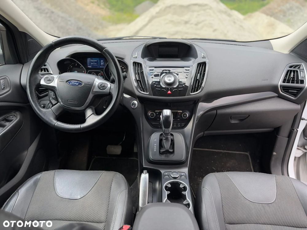 Ford Kuga - 17