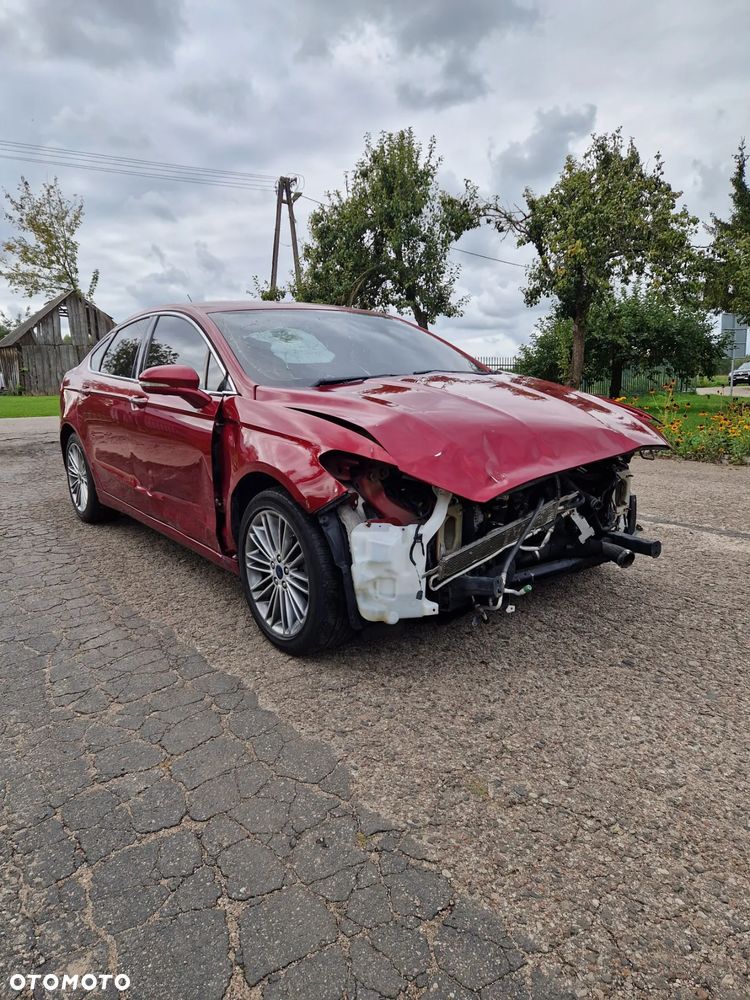 Ford Fusion 2.0 EcoBoost Titanium - 6