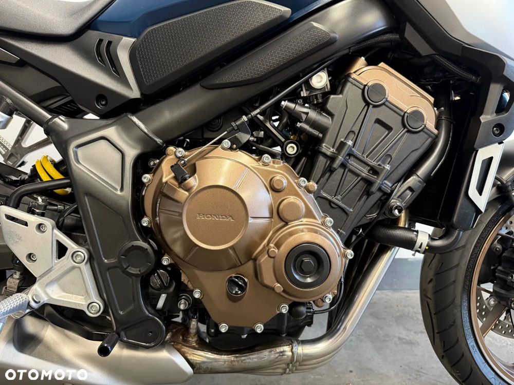 Honda CB - 19