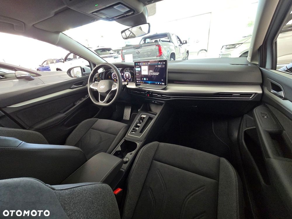 Volkswagen Golf VIII 1.5 eTSI mHEV Life Plus DSG - 23