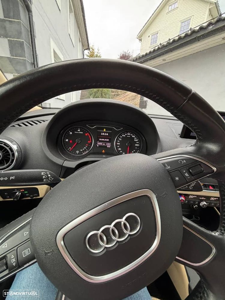 Audi A3 Sportback - 2