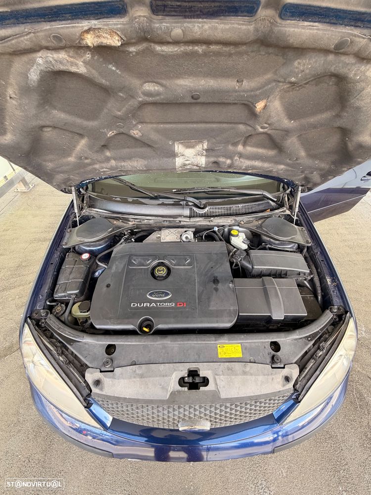 Ford Mondeo 2.0 TDdi Ghia - 15