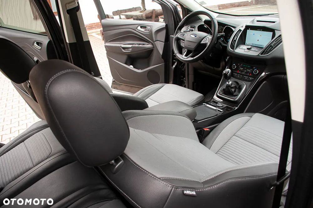 Ford Kuga 2.0 TDCi 4x4 SYNC - 25