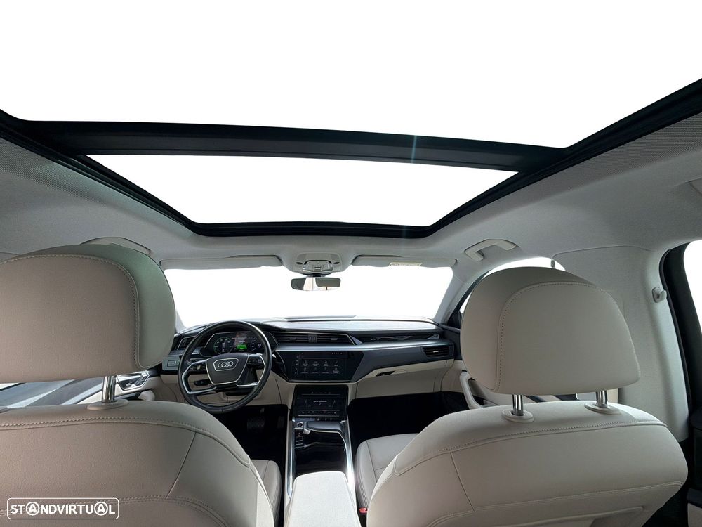 Audi e-tron 55 quattro - 47