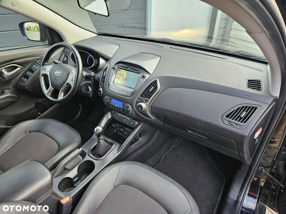Hyundai ix35 1.7 CRDi 2WD blue Comfort - 29