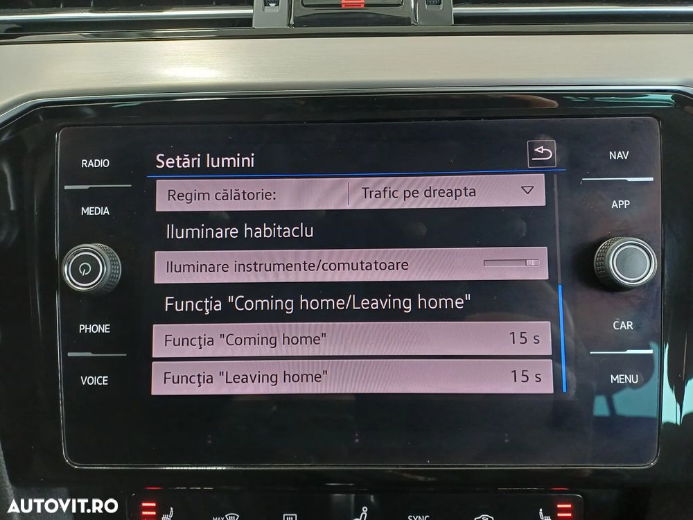 Volkswagen Passat 2.0 TDI SCR DSG Elegance - 25