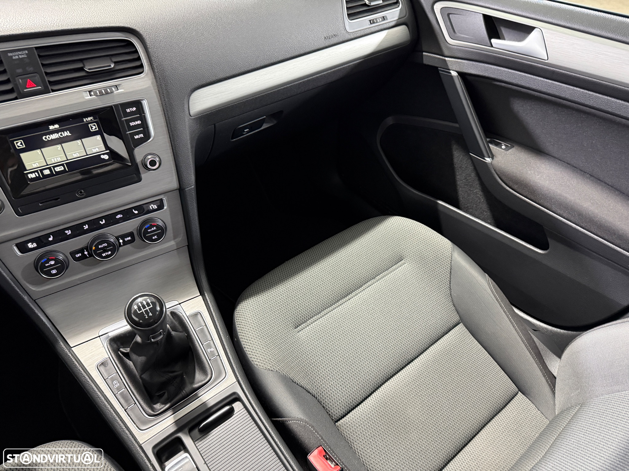 VW Golf 1.2 TSi BlueMotion Comfortline - 24