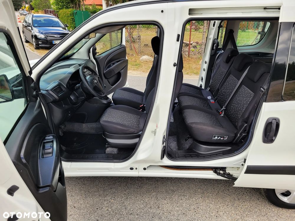 Opel Combo - 14