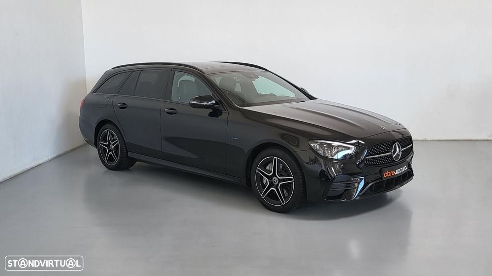 Mercedes-Benz E 300 de AMG Line - 4