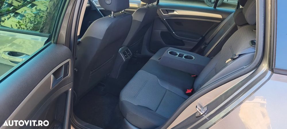 Volkswagen Golf 1.6 BlueTDI Comfortline - 9