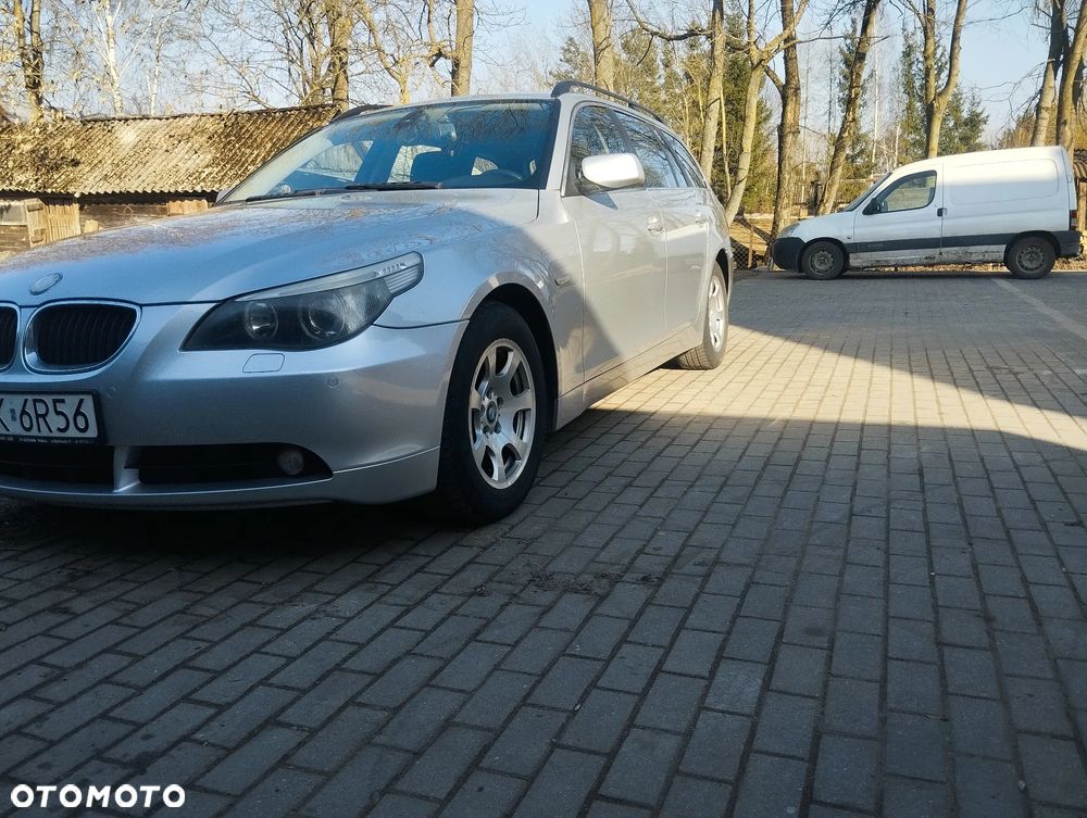 BMW Seria 5 520d - 4