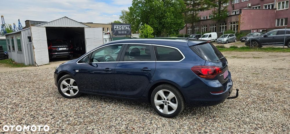Opel Astra - 11