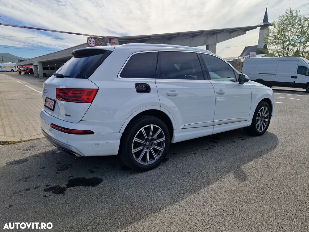 Audi Q7 - 17