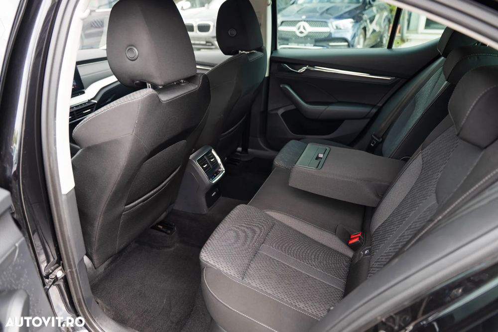 Skoda Octavia 2.0 TDI DSG Style - 18