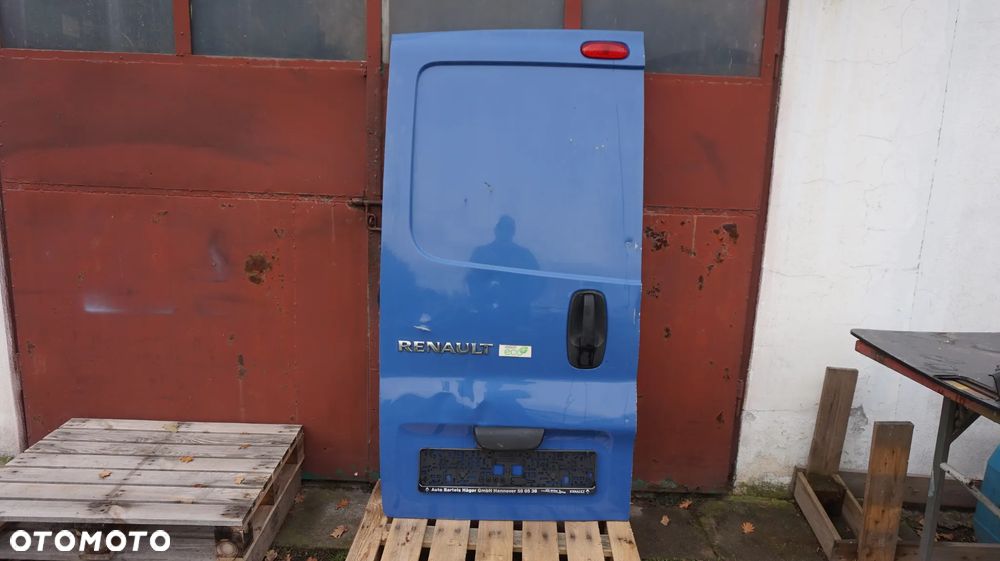 Renault Trafic II Opel Vivaro Nissan Primastar 2.0 DCI drzwi tylne lewe