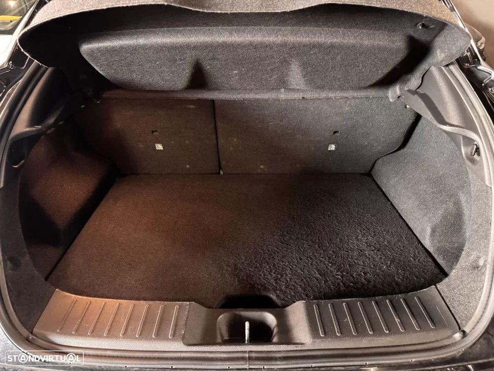 Nissan Juke 1.0 DIG-T N-Connecta NAV. DCT - 32