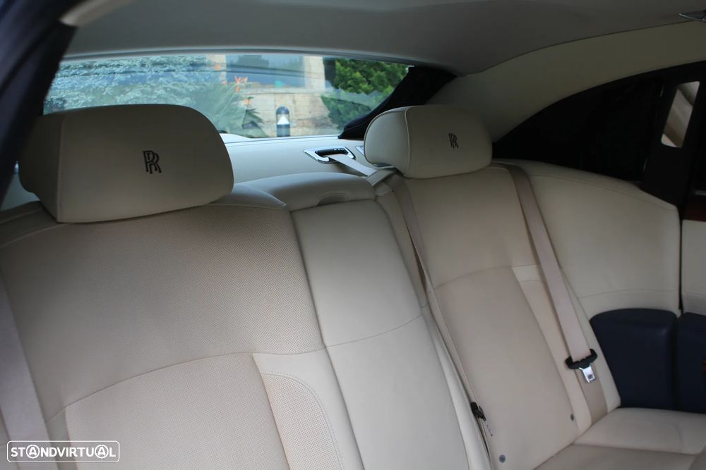 Rolls Royce Ghost - 42