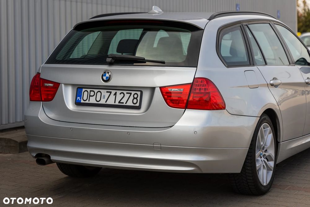 BMW Seria 3 318d DPF - 7