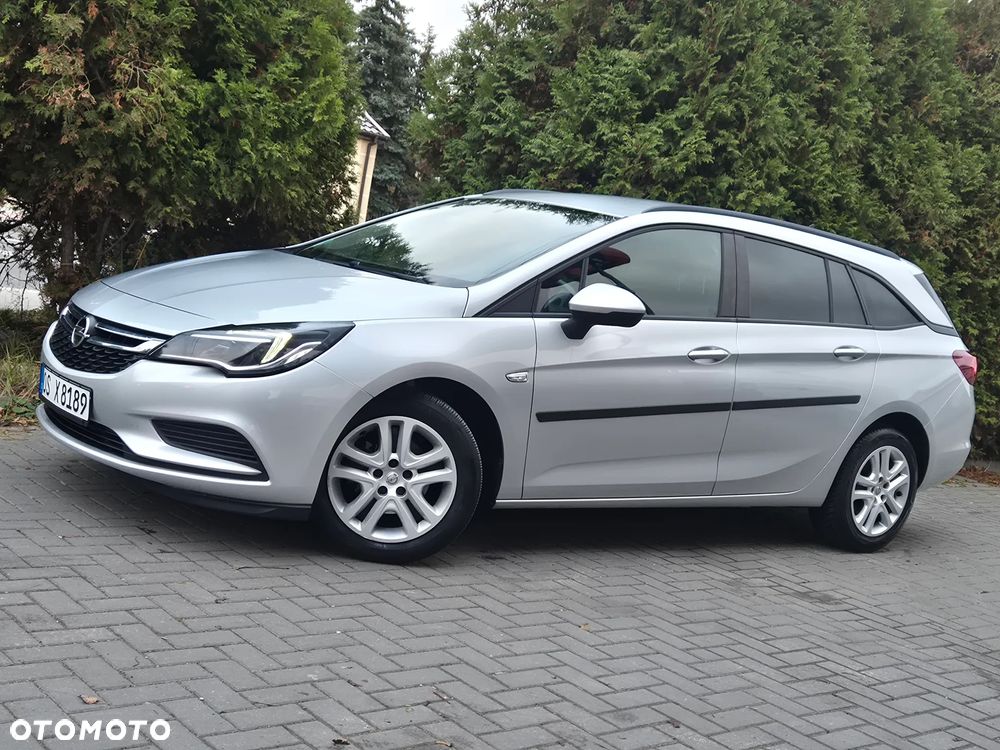 Opel Astra 1.6 D (CDTI) Edition - 4