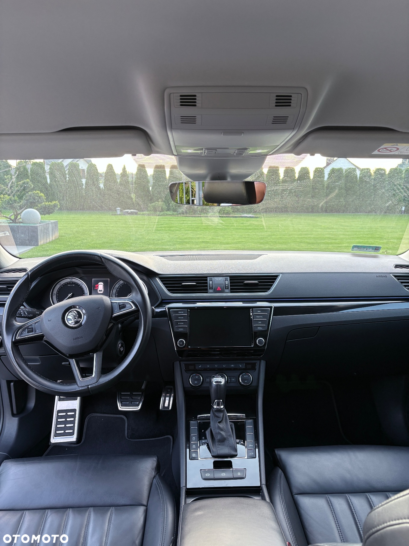Skoda Superb 2.0 TDI L&K DSG - 12