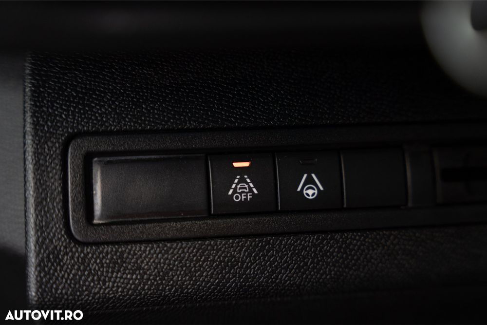 Peugeot 5008 BlueHDI 130 EAT8 Allure - 23