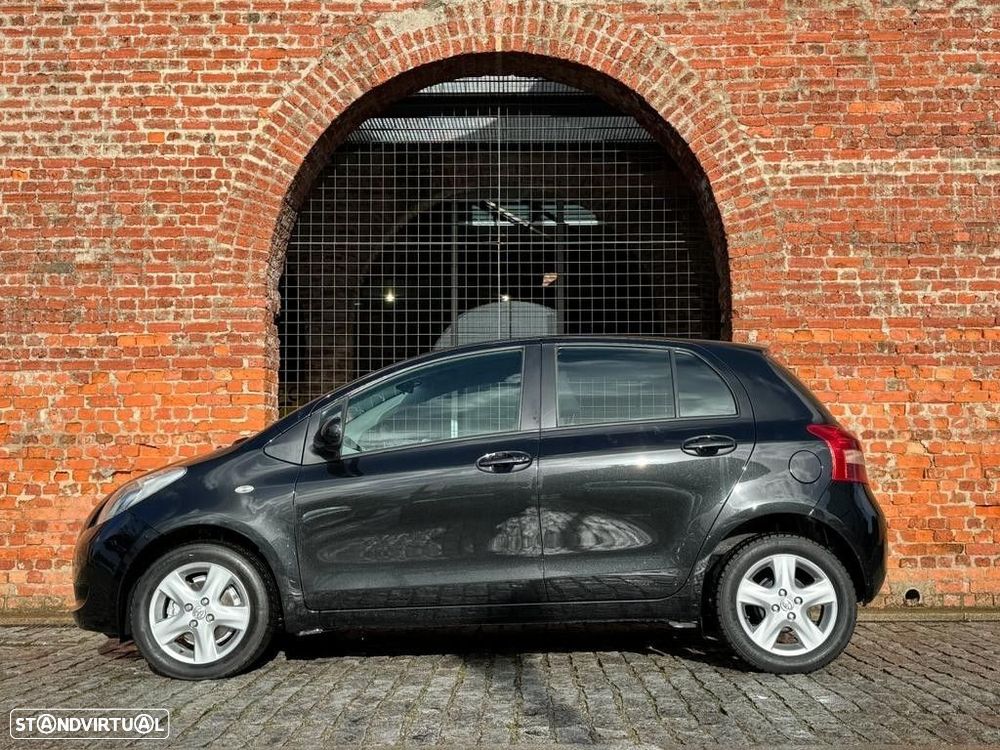 Toyota Yaris 1.0 VVT-i AC - 3