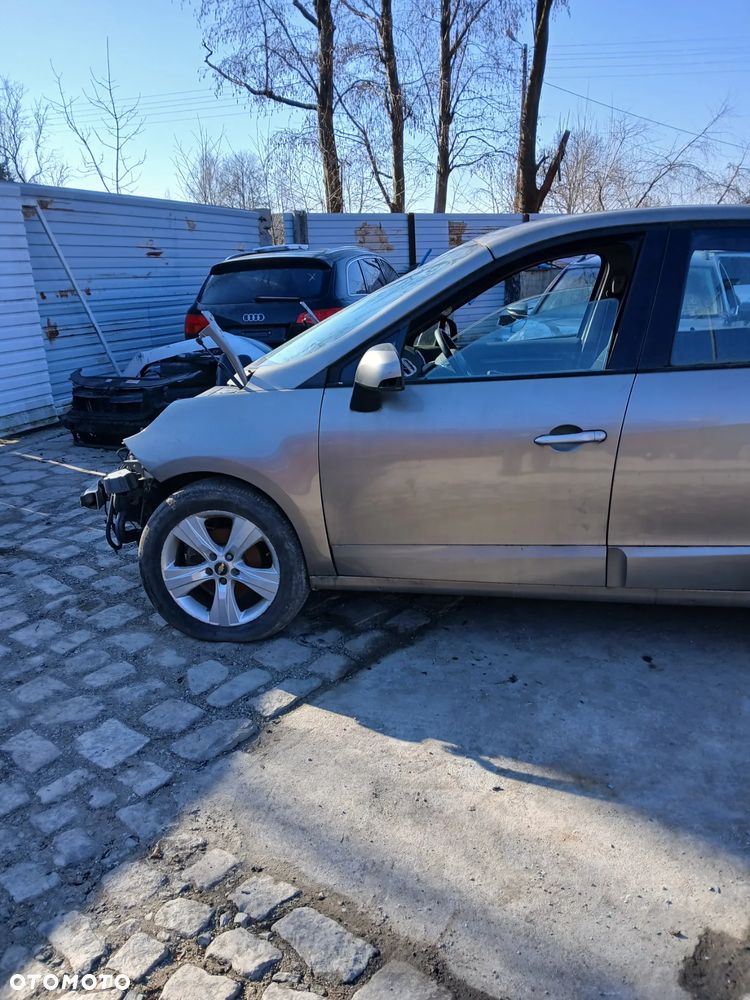 Renault scenic 3 drzwi błotnik - 5