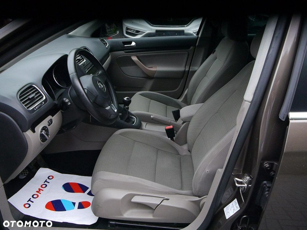 Volkswagen Golf Variant 1.4 TSI Comfortline - 26