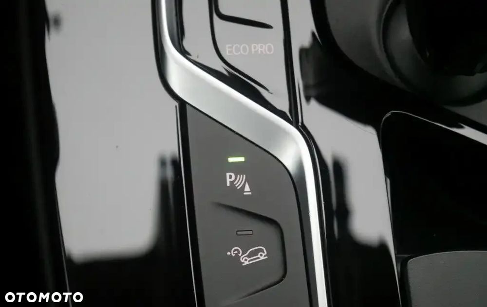 BMW X3 xDrive20i Advantage - 21