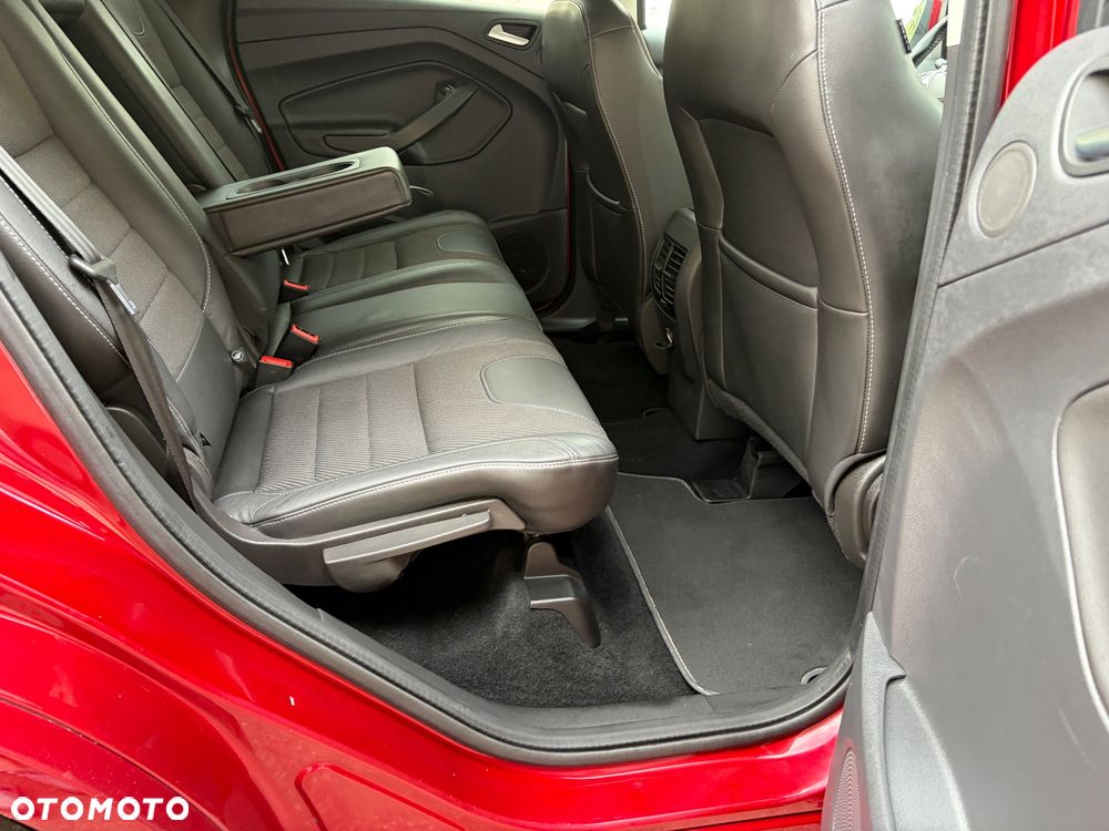 Ford Kuga 2.0 TDCi 4x4 ST-Line - 30