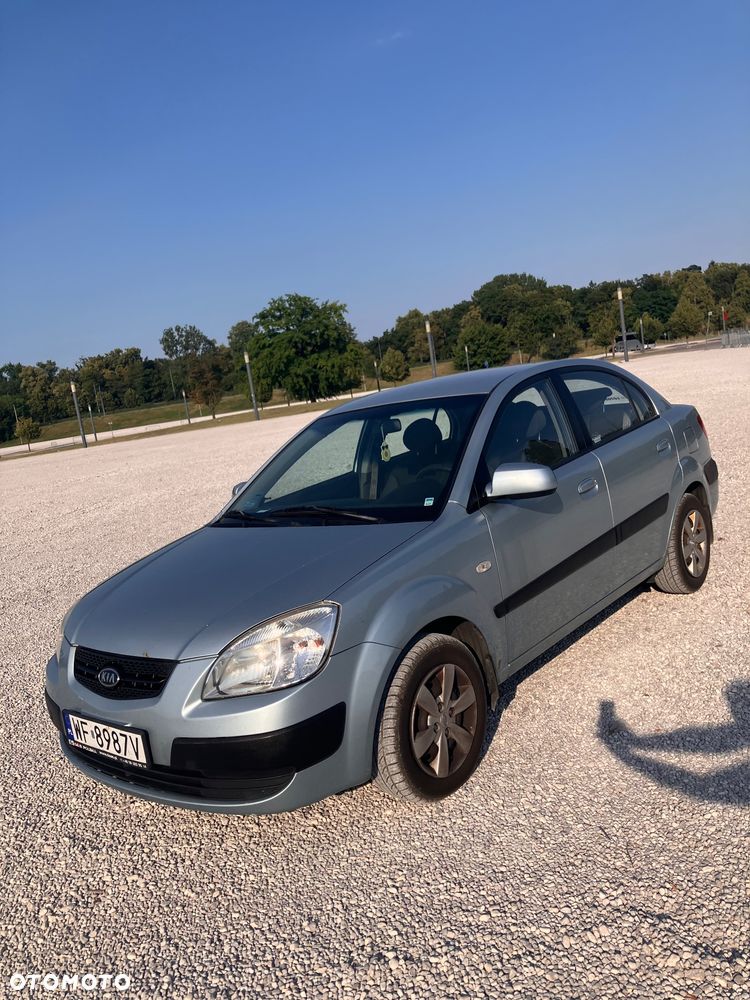 Kia Rio 1.5 CRDi Comfort - 4