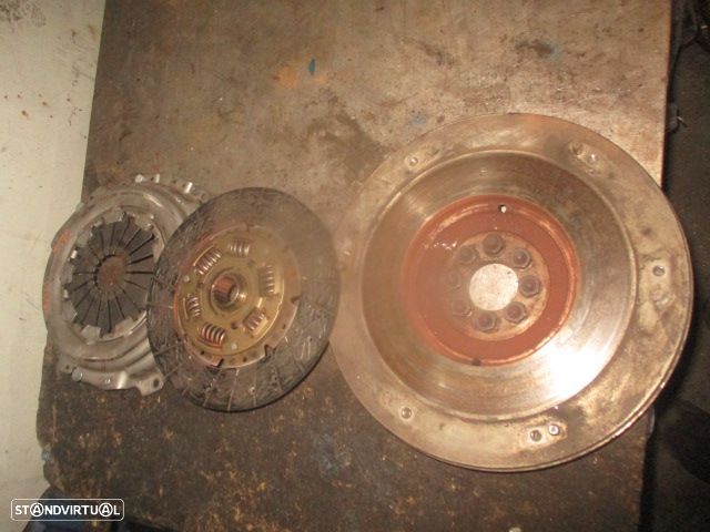 Embraiagem TYC-06 TOYOTA HILUX V 1991 2.4D 83CV 4P Beige VALEO/226MM MONOMASSA COMPLETO - 1