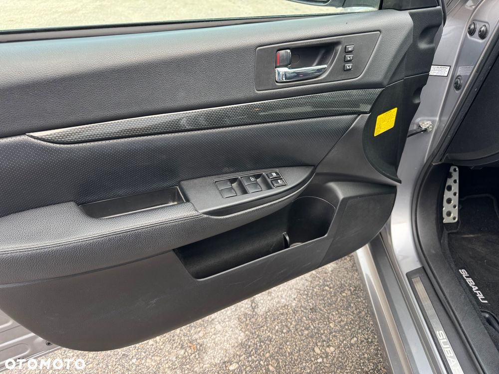 Subaru Legacy 2.5i Lineartronic Sport - 17