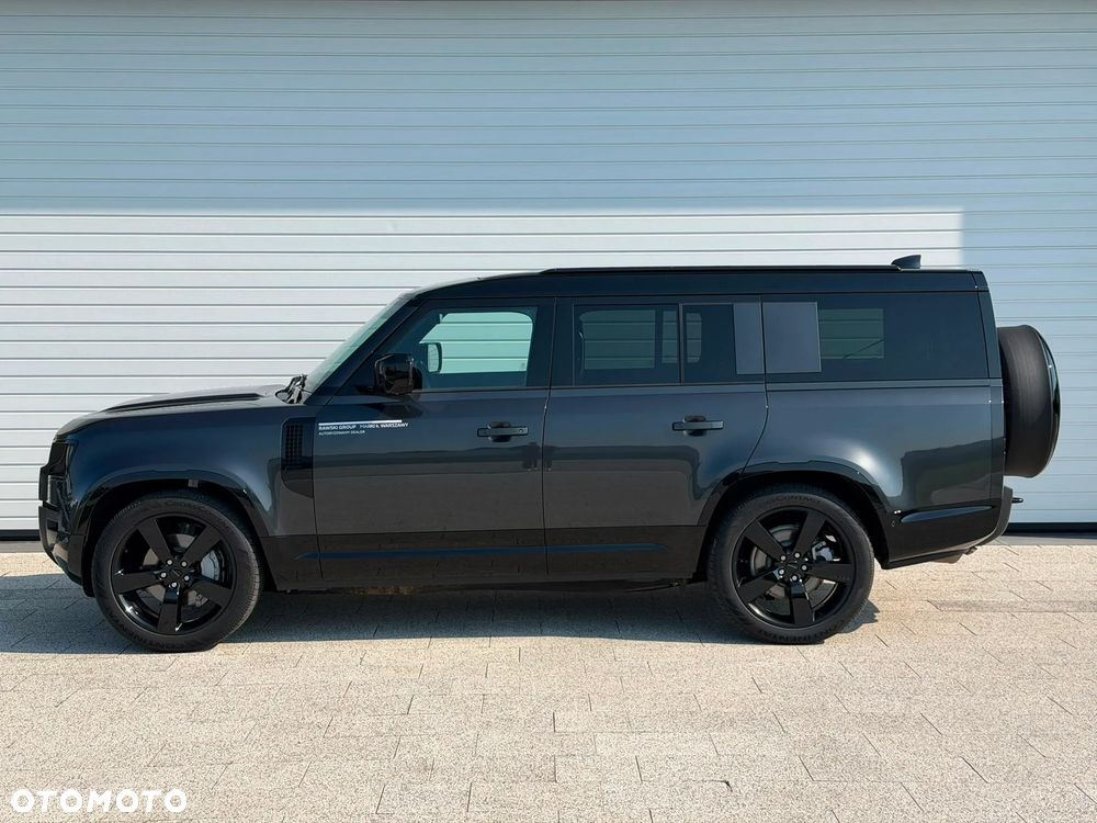 Land Rover Defender - 7
