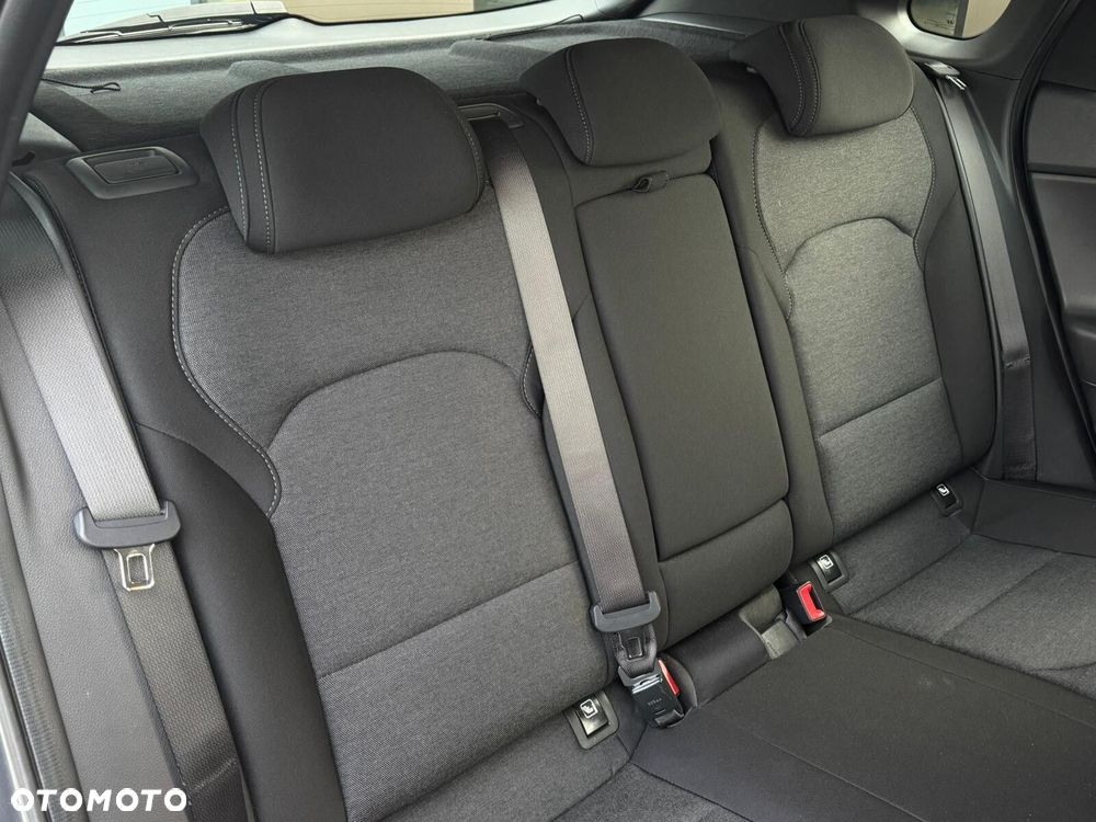 Hyundai i30 1.5 T-GDI 48V Smart - 24