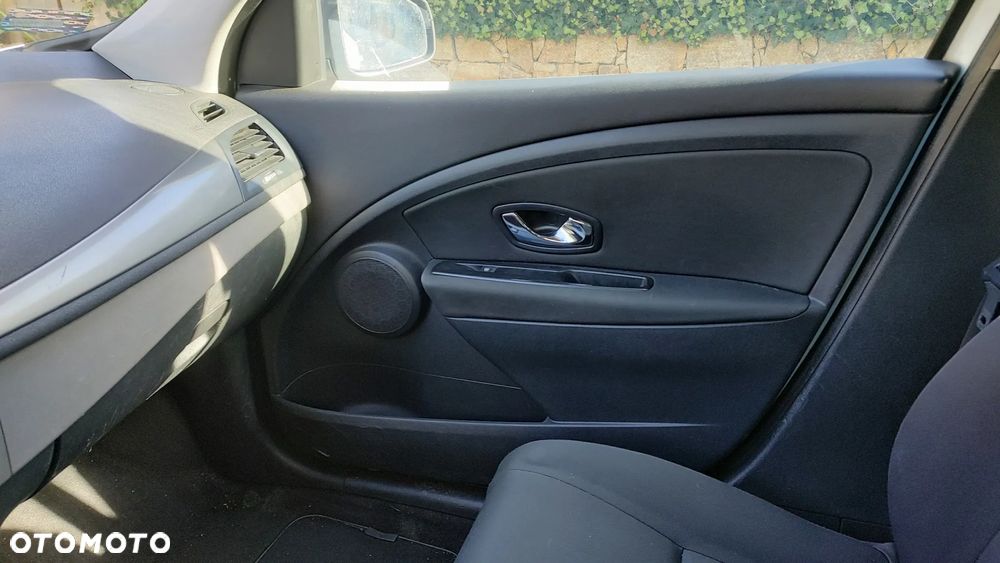 Renault Megane 1.5 dCi Style Edition - 13