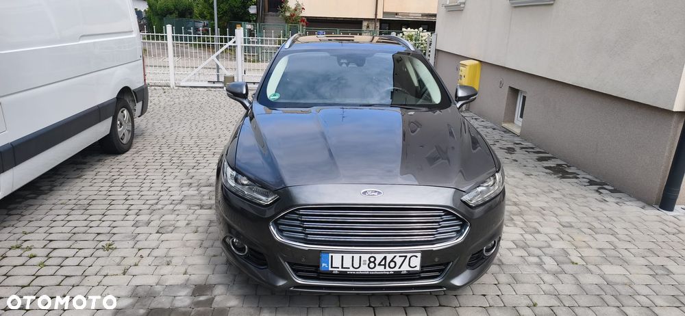 Ford Mondeo 2.0 TDCi Titanium PowerShift - 4