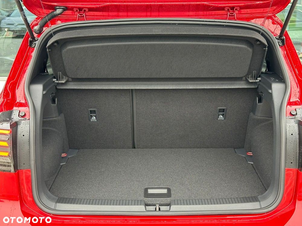 Volkswagen T-Cross 1.0 TSI R-Line Plus DSG - 9