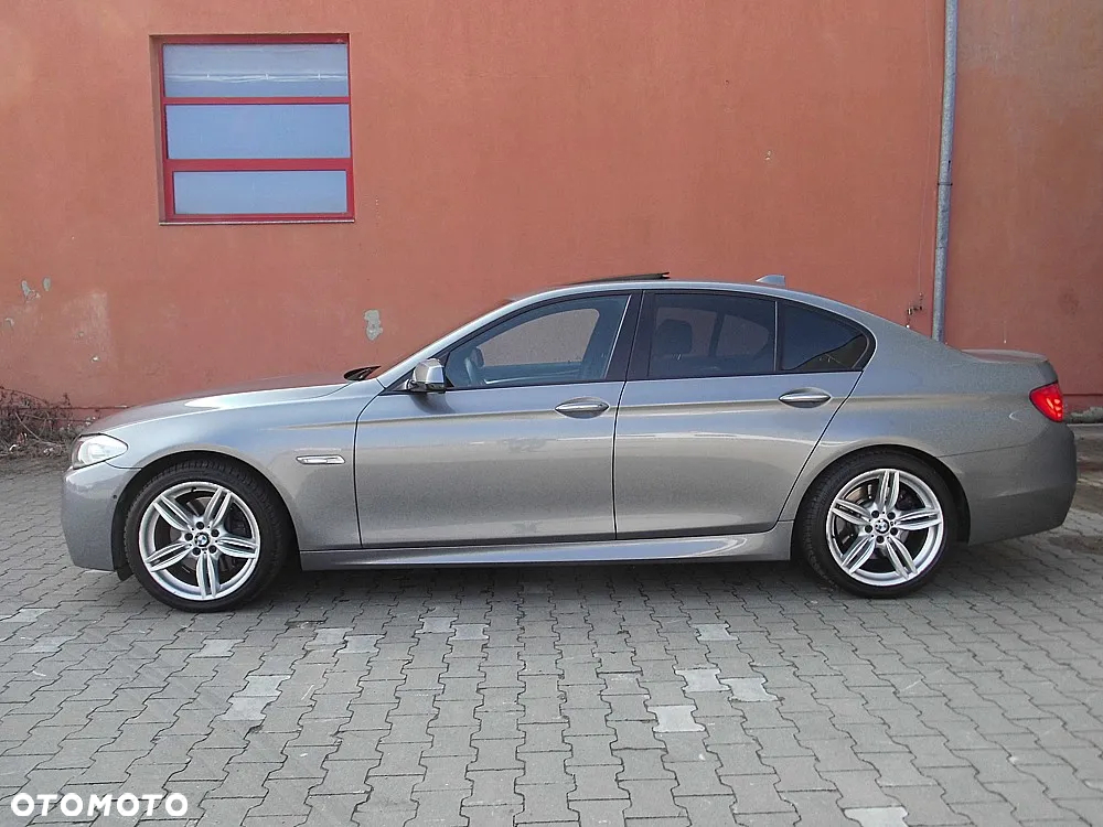 BMW Seria 5 535d xDrive Sport-Aut - 17