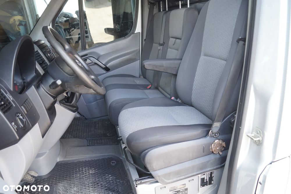 Volkswagen Crafter - 17