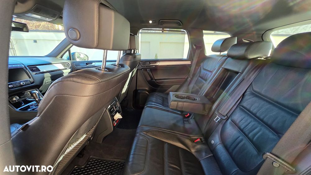 Volkswagen Touareg 3.0 V6 TDI SCR Blue Motion DPF Automatik Executive Edition - 21